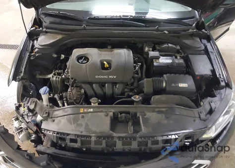 2018 Hyundai Elantra Value Edition z USA, uszkodzony, nr VIN 5NPD84LF4JH391529